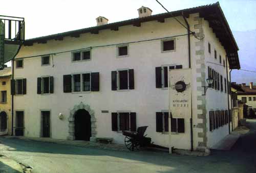 Cap02.JPG (17512 byte)