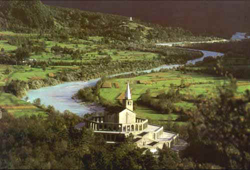 Cap04.JPG (22995 byte)