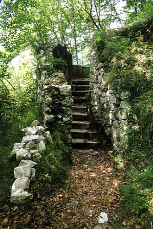 Cap09.JPG (38380 byte)