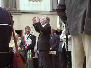 jvn04.JPG (10247 byte)