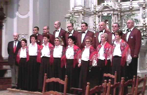 Tolmez01.JPG (29090 byte)