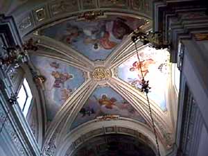 B06.jpg (13451 byte)