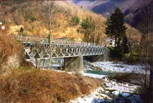 Mia05.JPG (13408 byte)